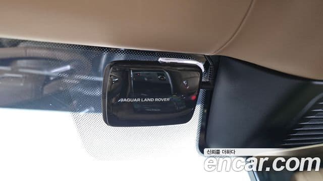 Land Rover Range Rover 2022 — Photo 9/42