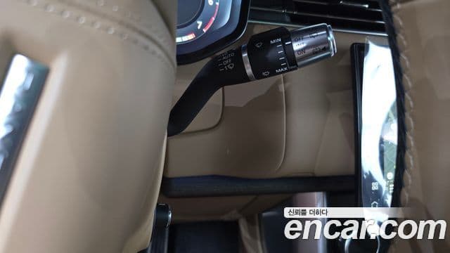 Land Rover Range Rover 2022 — Photo 22/42