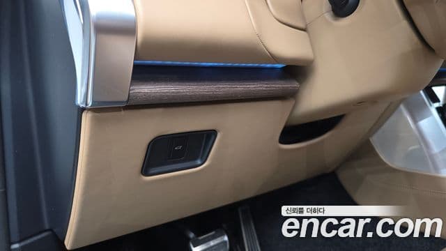 Land Rover Range Rover 2022 — Photo 12/42
