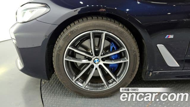 BMW 5 Series 2022 — фото 5 из 20