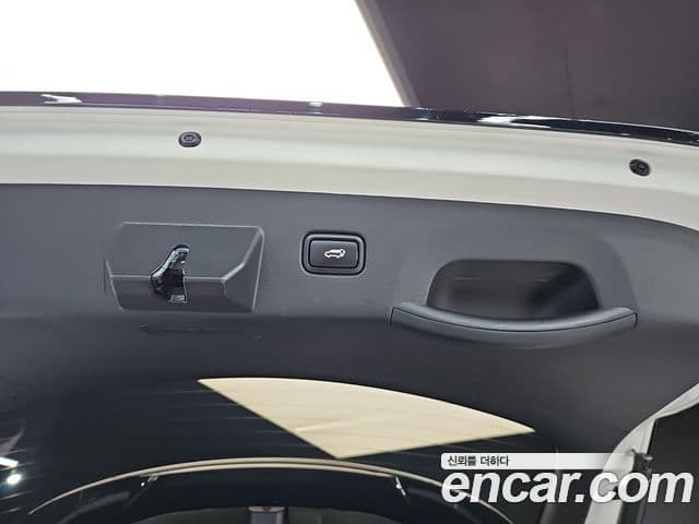 Kia Sportage 2025 — ფოტო 18/20