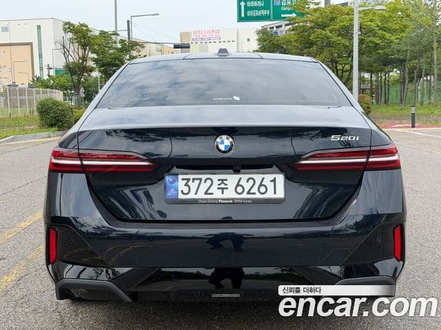 BMW 5 Series 2024 — ფოტო 3/20