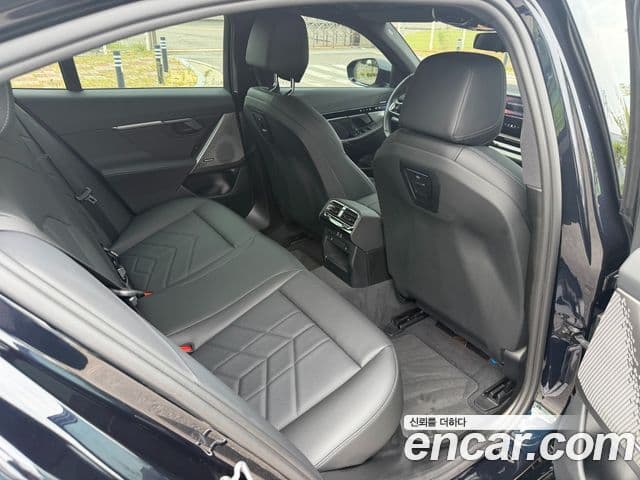 BMW 5 Series 2024 — ფოტო 12/20