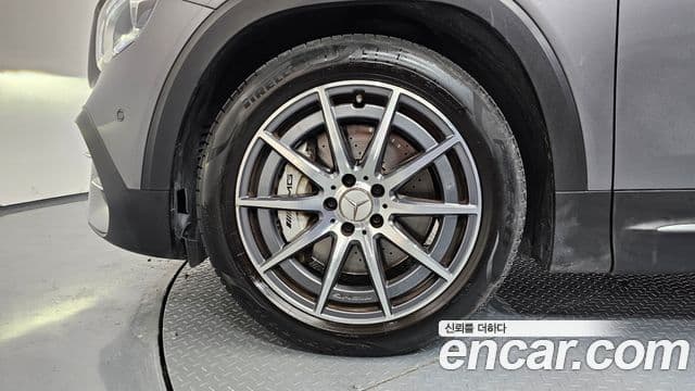 Mercedes-Benz GLB-Class 2023 — Фото 5/20