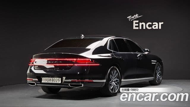 Genesis G90 2022 — Şəkil 2/20