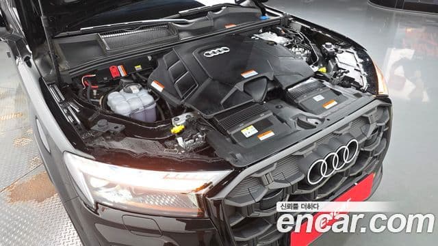Audi Q7 2025 — Photo 2/37