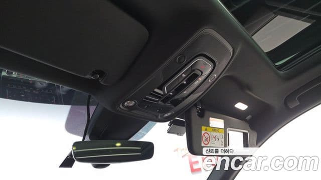 Audi Q7 2025 — Photo 16/37