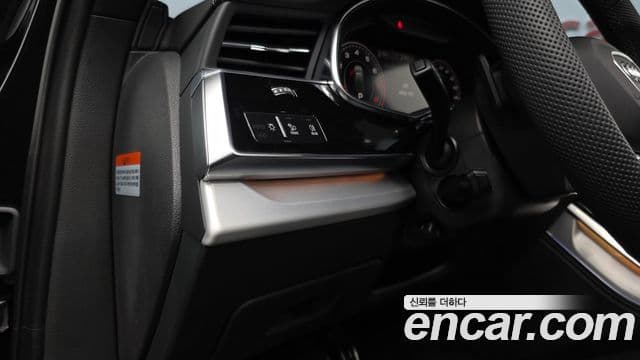 Audi Q7 2025 — Photo 36/37
