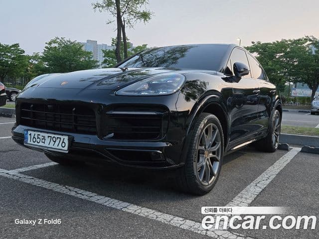 Porsche Cayenne 2021 — Photo 5/14