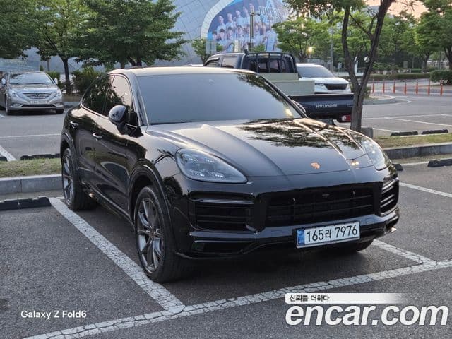 Porsche Cayenne 2021 — Photo 10/14