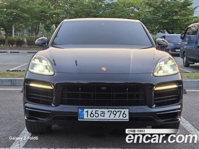 Porsche Cayenne 2021 — Photo 12/14
