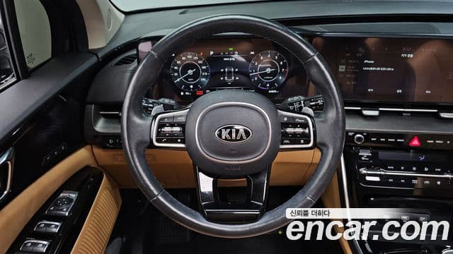 Kia Carnival 2021 — Фото 14/20