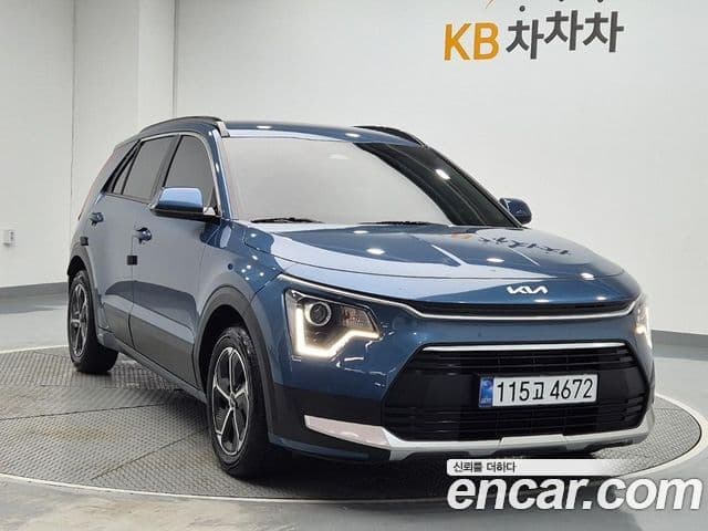 Kia Niro 2022 — ფოტო 3/20