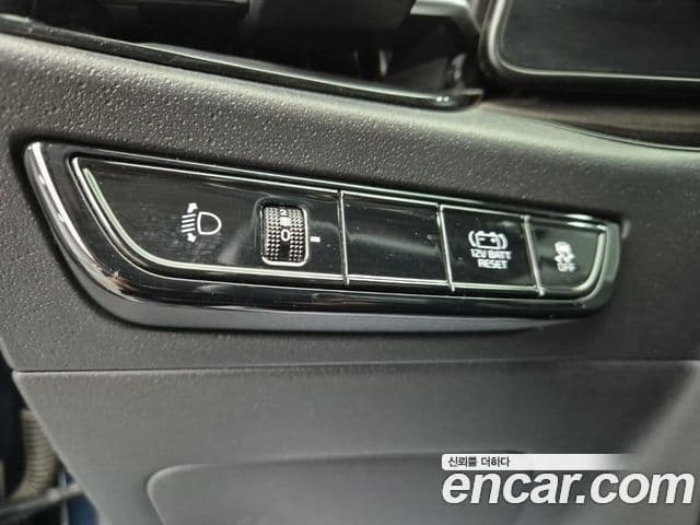 Kia Niro 2022 — ფოტო 16/20