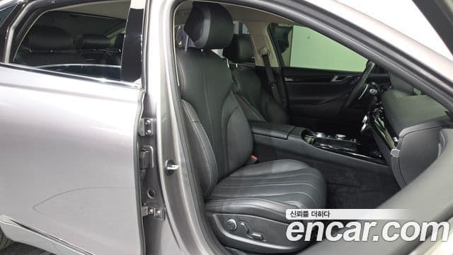 Genesis G80 2023 — ფოტო 23/33