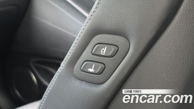 Genesis G80 2023 — ფოტო 26/33