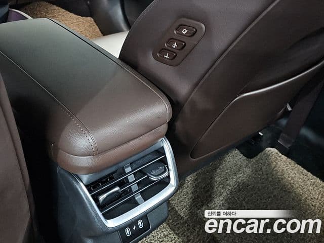 Hyundai Grandeur 2023 — Şəkil 17/20