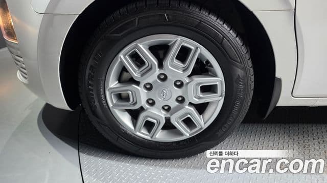 Hyundai Staria 2022 — фото 4 из 20