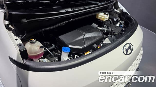 Hyundai Staria 2022 — ფოტო 5/20
