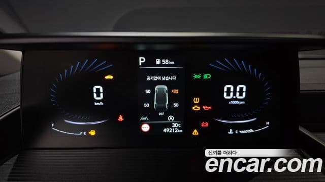 Hyundai Staria 2022 — ფოტო 6/20