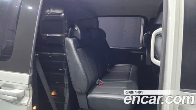 Hyundai Staria 2022 — ფოტო 12/20