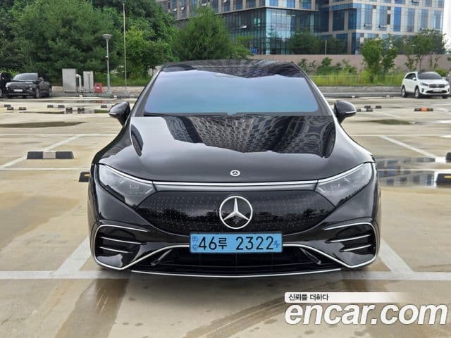 Mercedes-Benz EQS 2023 — ფოტო 13/17