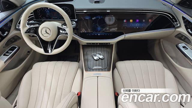 Mercedes-Benz E-Class 2024 — Фото 7/20