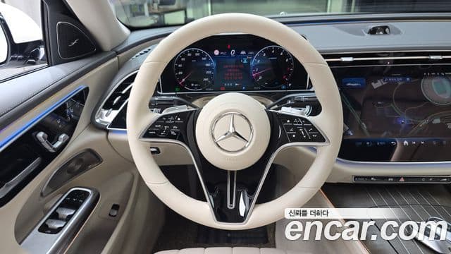 Mercedes-Benz E-Class 2024 — Фото 13/20