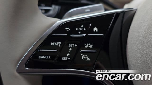 Mercedes-Benz E-Class 2024 — Фото 19/20