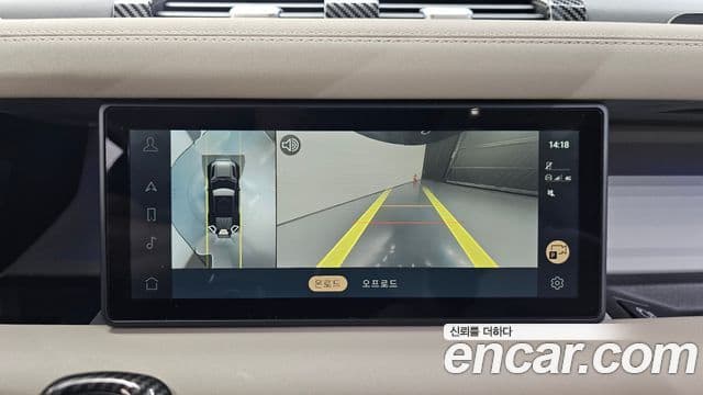 Land Rover Defender 2022 — Фото 16/20