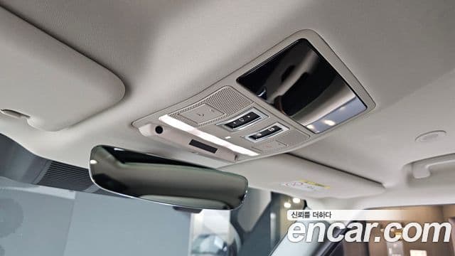 Land Rover Defender 2022 — Фото 17/20