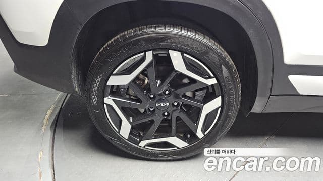 Kia Seltos 2024 — Şəkil 5/20