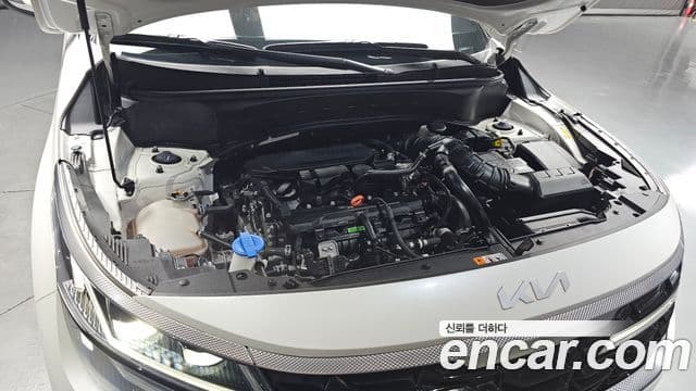 Kia Seltos 2024 — Şəkil 6/20