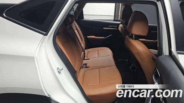 Kia Seltos 2024 — Şəkil 11/20