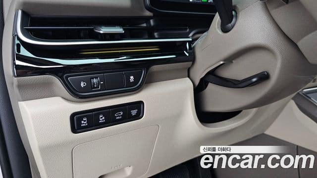 Kia Carnival 2025 — ფოტო 3/34