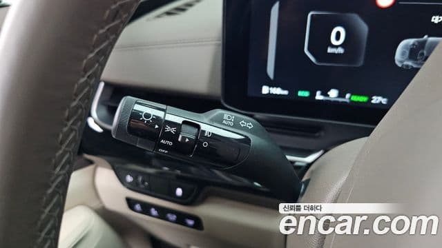 Kia Carnival 2025 — ფოტო 27/34