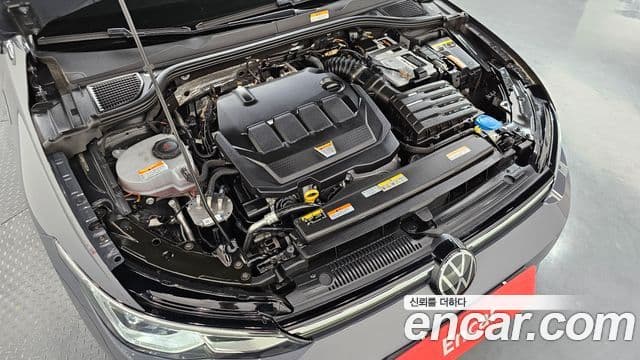 Volkswagen Golf 2022 — ფოტო 6/20