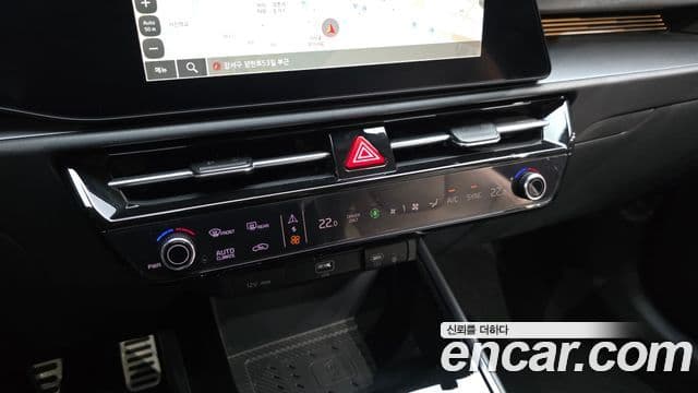 Kia Niro 2024 — Фото 17/20