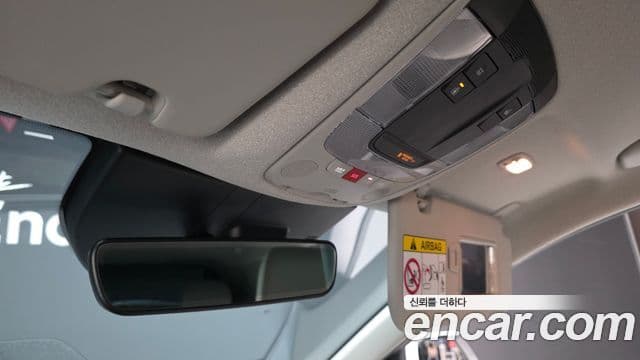 Kia Niro 2024 — Фото 18/20