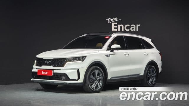 Kia Sorento 2022 — Фото 1/20