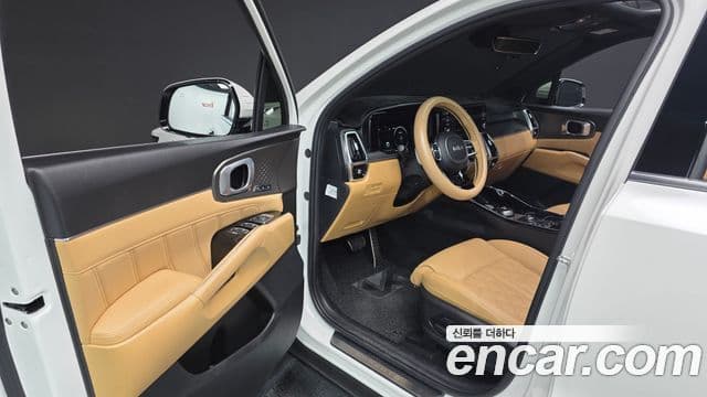 Kia Sorento 2022 — Фото 10/20