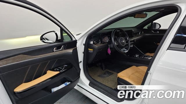 Kia K5 2019 — Şəkil 10/20