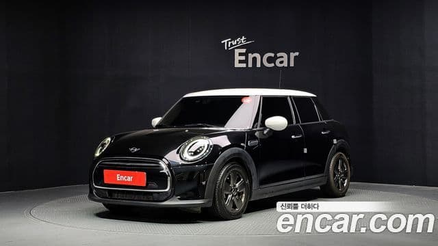 Mini Cooper 2022 — Photo 5/20