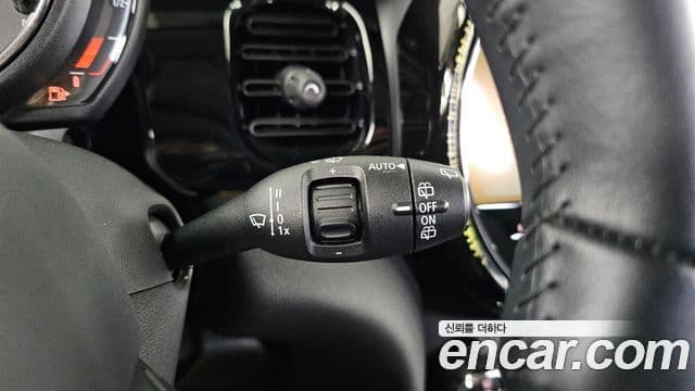 Mini Cooper 2022 — Photo 17/20