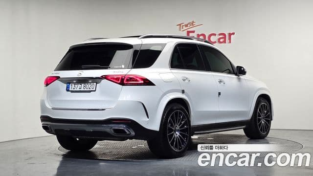 Mercedes-Benz GLE-Class 2021 — Şəkil 2/20
