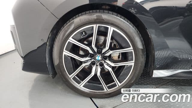 BMW 7 Series 2023 — фото 5 из 20