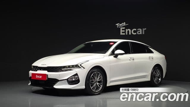 Kia K5 2023 — Şəkil 1/20