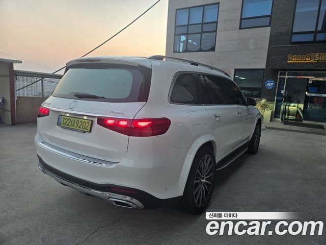 Mercedes-Benz GLS-Class 2025 — Фото 5/16