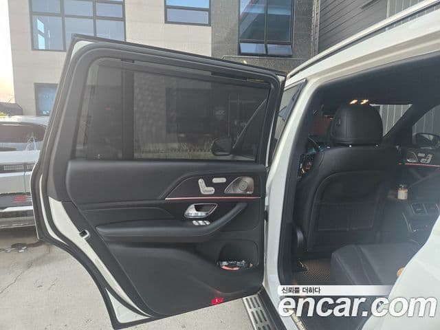 Mercedes-Benz GLS-Class 2025 — Фото 12/16