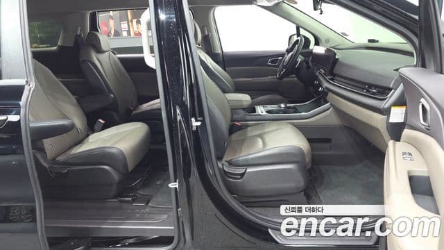 Kia Carnival 2024 — Фото 10/20
